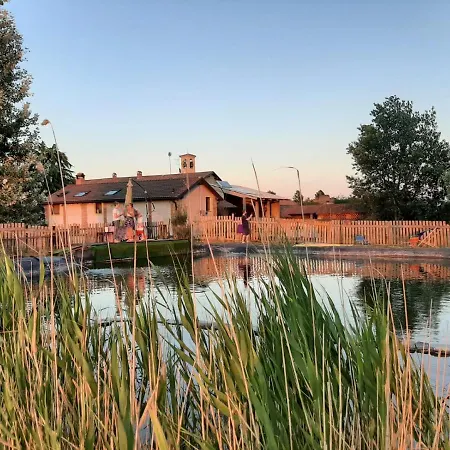 La Casa Sull'albero Oasi Certosa Di Pavia Casa vacanze *